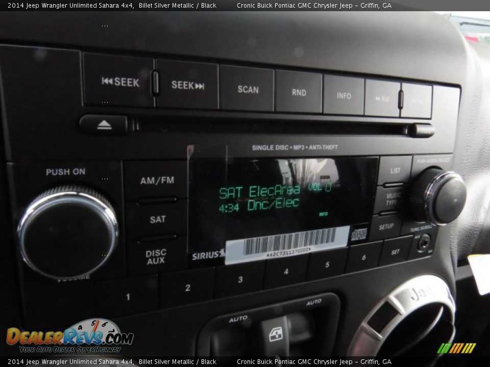 2014 Jeep Wrangler Unlimited Sahara 4x4 Billet Silver Metallic / Black Photo #17
