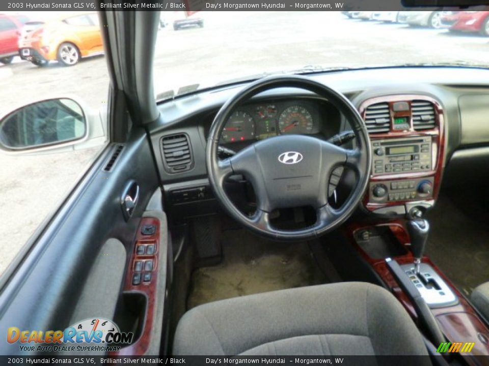 2003 Hyundai Sonata GLS V6 Brilliant Silver Metallic / Black Photo #15