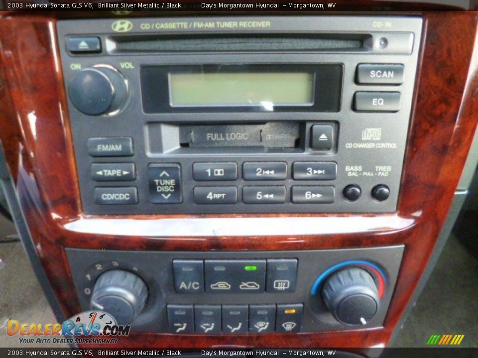 2003 Hyundai Sonata GLS V6 Brilliant Silver Metallic / Black Photo #19