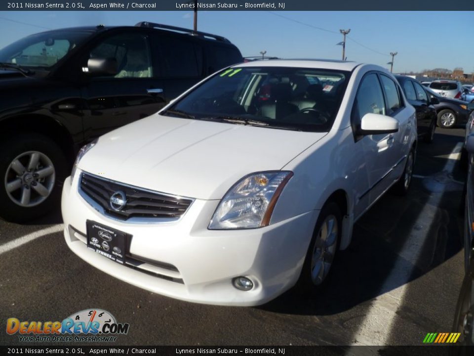 2011 Nissan Sentra 2.0 SL Aspen White / Charcoal Photo #2