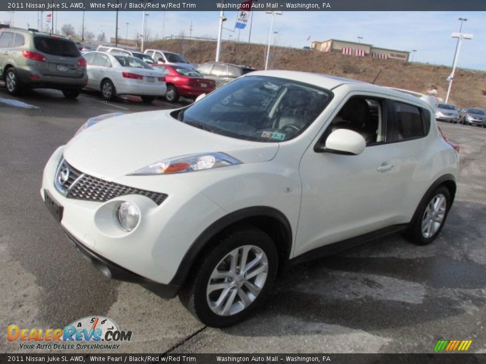 2011 Nissan Juke SL AWD White Pearl / Black/Red w/Red Trim Photo #4