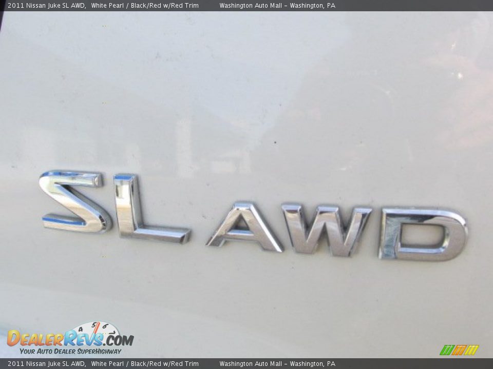 2011 Nissan Juke SL AWD White Pearl / Black/Red w/Red Trim Photo #8