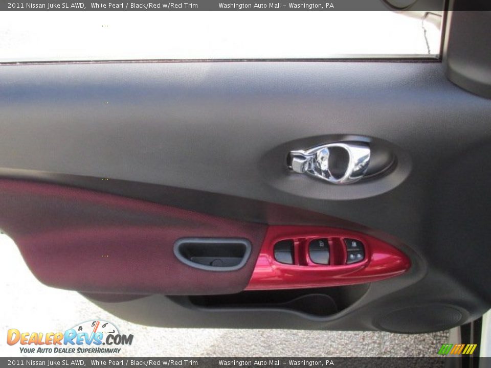 2011 Nissan Juke SL AWD White Pearl / Black/Red w/Red Trim Photo #11