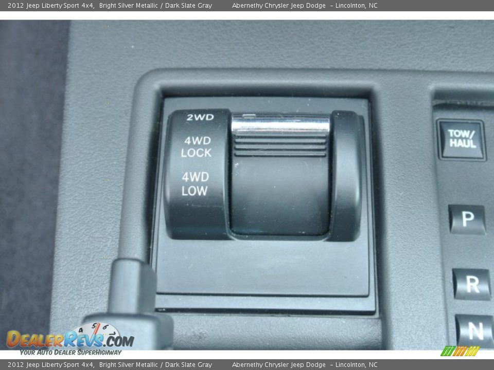 2012 Jeep Liberty Sport 4x4 Bright Silver Metallic / Dark Slate Gray Photo #12