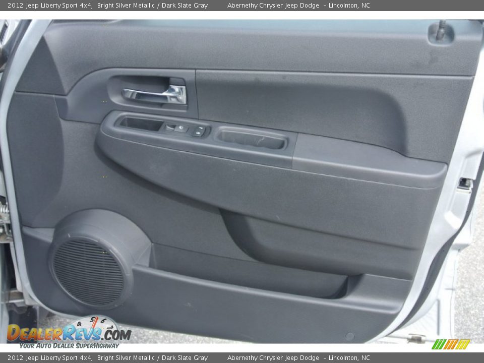 2012 Jeep Liberty Sport 4x4 Bright Silver Metallic / Dark Slate Gray Photo #18