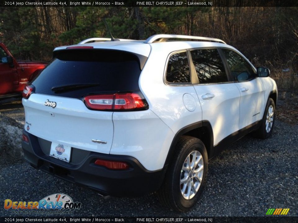 2014 Jeep Cherokee Latitude 4x4 Bright White / Morocco - Black Photo #4