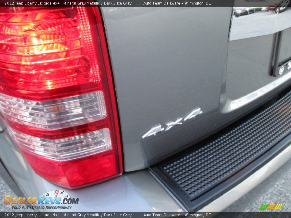 2012 Jeep Liberty Latitude 4x4 Mineral Gray Metallic / Dark Slate Gray Photo #30