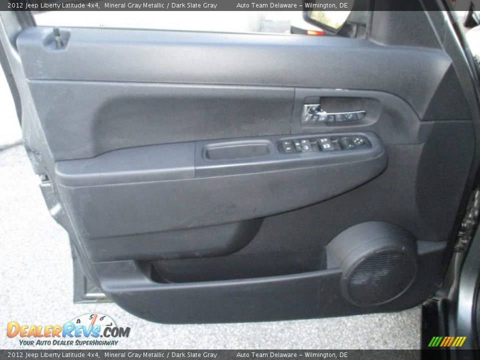 2012 Jeep Liberty Latitude 4x4 Mineral Gray Metallic / Dark Slate Gray Photo #31