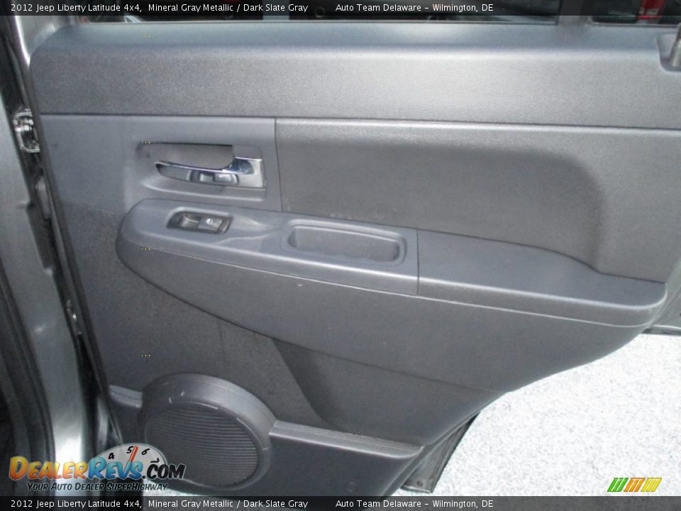2012 Jeep Liberty Latitude 4x4 Mineral Gray Metallic / Dark Slate Gray Photo #33