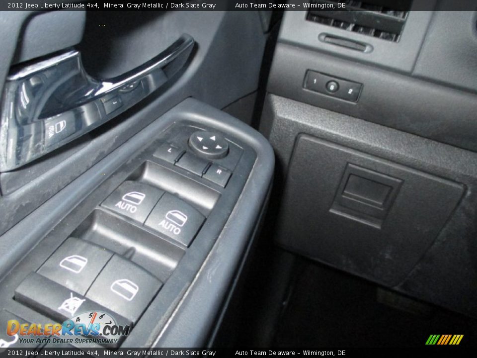 2012 Jeep Liberty Latitude 4x4 Mineral Gray Metallic / Dark Slate Gray Photo #34