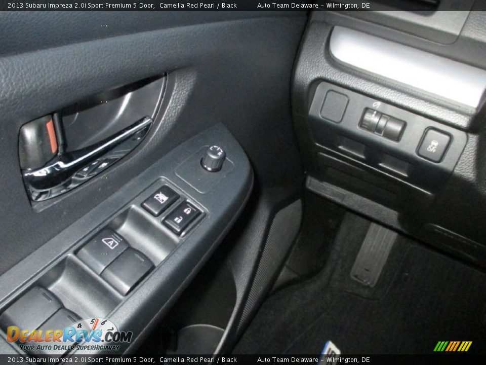 2013 Subaru Impreza 2.0i Sport Premium 5 Door Camellia Red Pearl / Black Photo #35