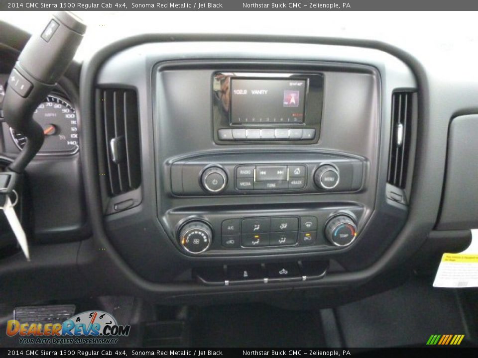 Controls of 2014 GMC Sierra 1500 Regular Cab 4x4 Photo #16