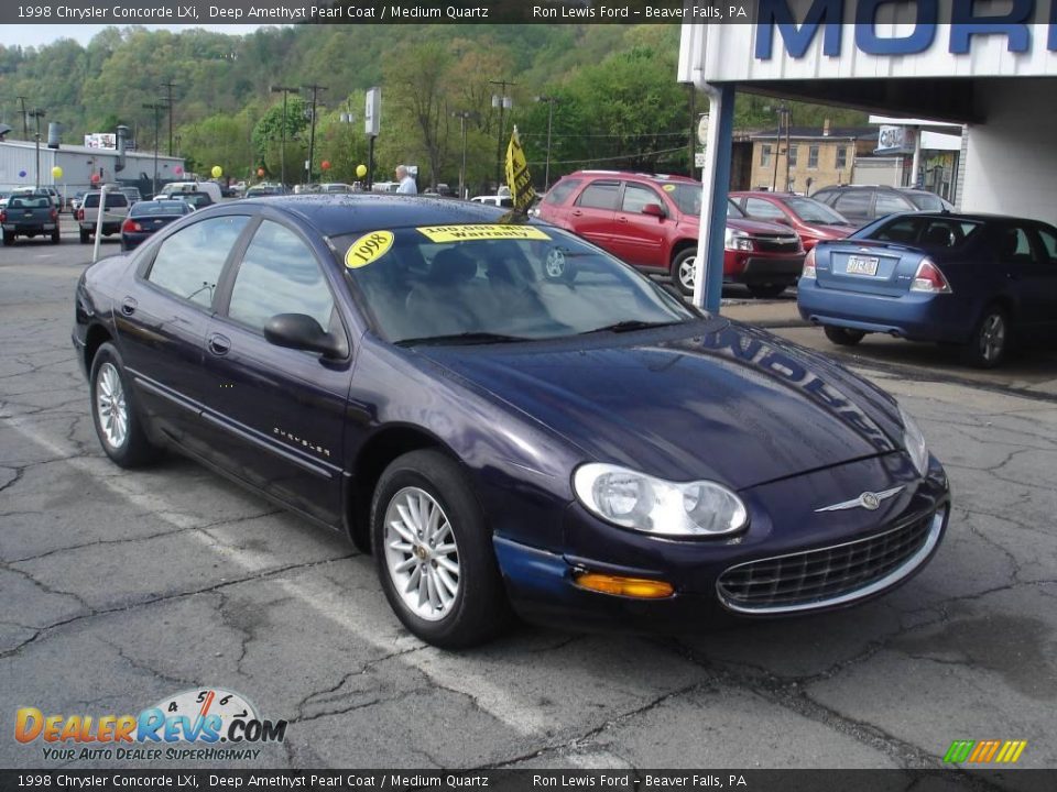 1998 Chrysler Concorde LXi Deep Amethyst Pearl Coat / Medium Quartz Photo #18