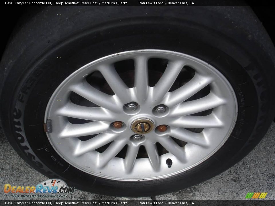 1998 Chrysler Concorde LXi Deep Amethyst Pearl Coat / Medium Quartz Photo #19