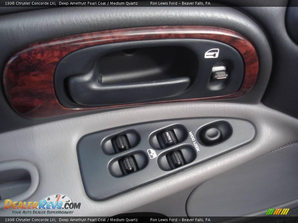 1998 Chrysler Concorde LXi Deep Amethyst Pearl Coat / Medium Quartz Photo #21