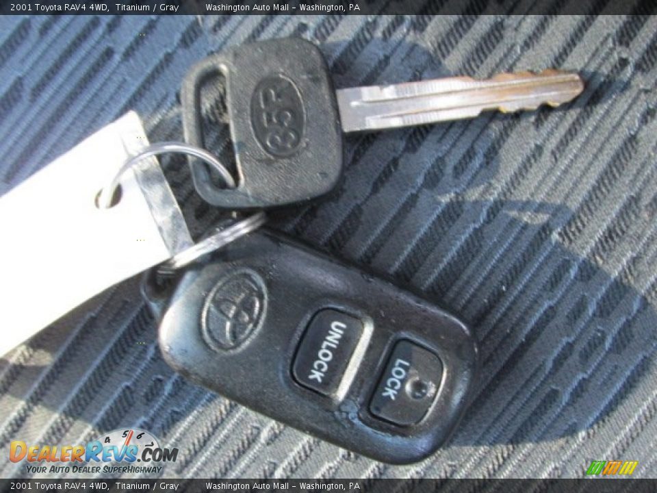 2001 Toyota RAV4 4WD Titanium / Gray Photo #15