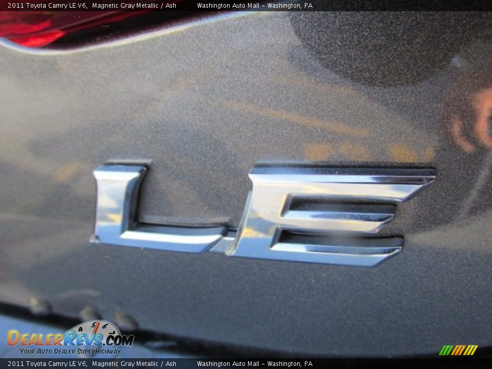 2011 Toyota Camry LE V6 Magnetic Gray Metallic / Ash Photo #8
