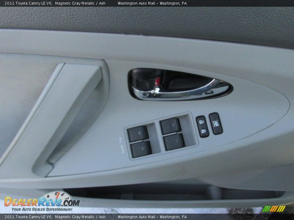 2011 Toyota Camry LE V6 Magnetic Gray Metallic / Ash Photo #9