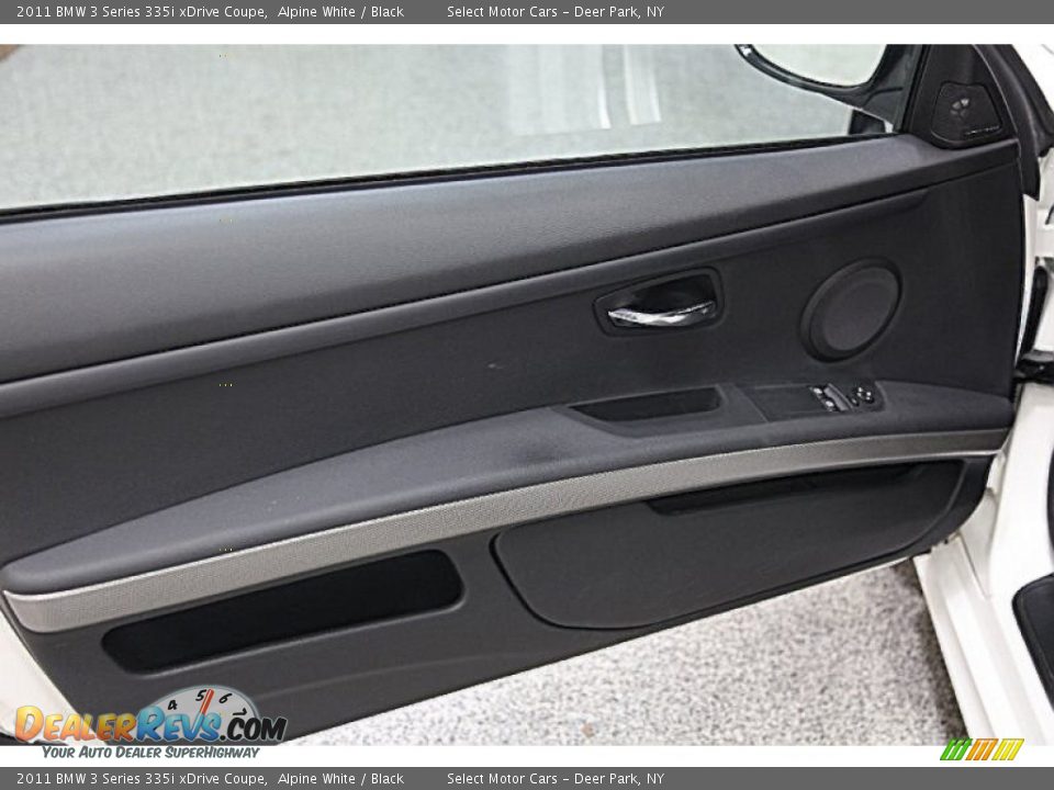2011 BMW 3 Series 335i xDrive Coupe Alpine White / Black Photo #7