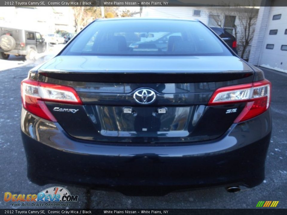 2012 Toyota Camry SE Cosmic Gray Mica / Black Photo #5
