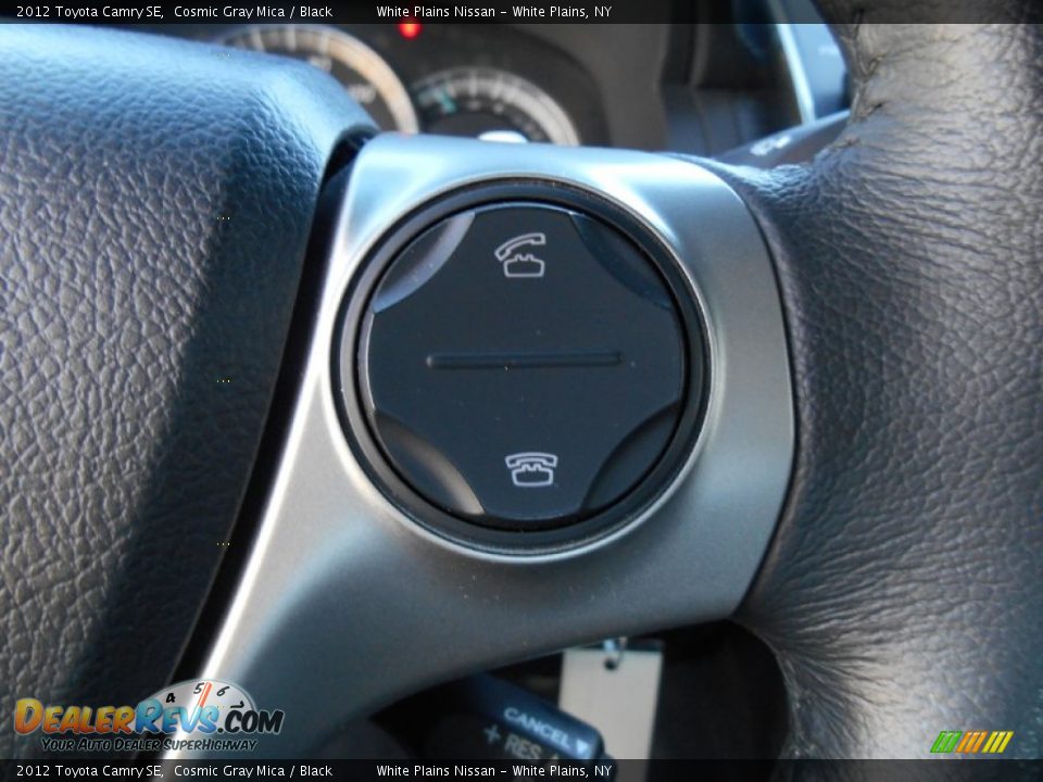 2012 Toyota Camry SE Cosmic Gray Mica / Black Photo #18