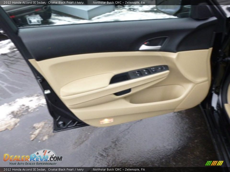2012 Honda Accord SE Sedan Crystal Black Pearl / Ivory Photo #11