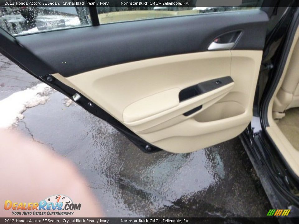 2012 Honda Accord SE Sedan Crystal Black Pearl / Ivory Photo #13