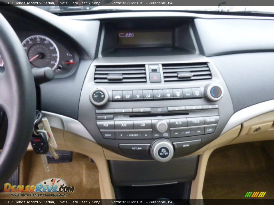 2012 Honda Accord SE Sedan Crystal Black Pearl / Ivory Photo #16