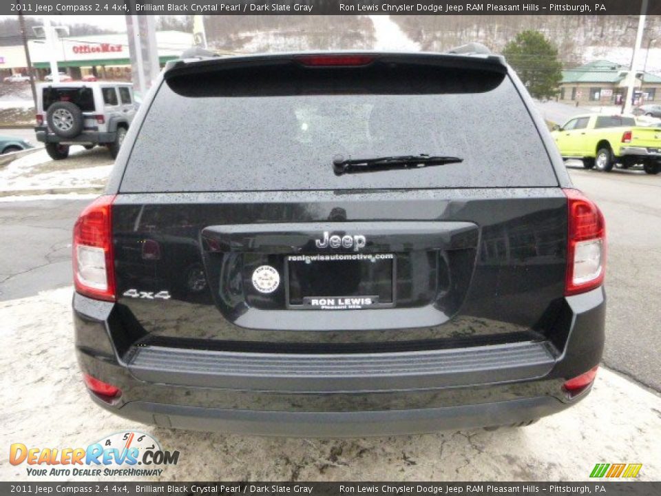 2011 Jeep Compass 2.4 4x4 Brilliant Black Crystal Pearl / Dark Slate Gray Photo #4