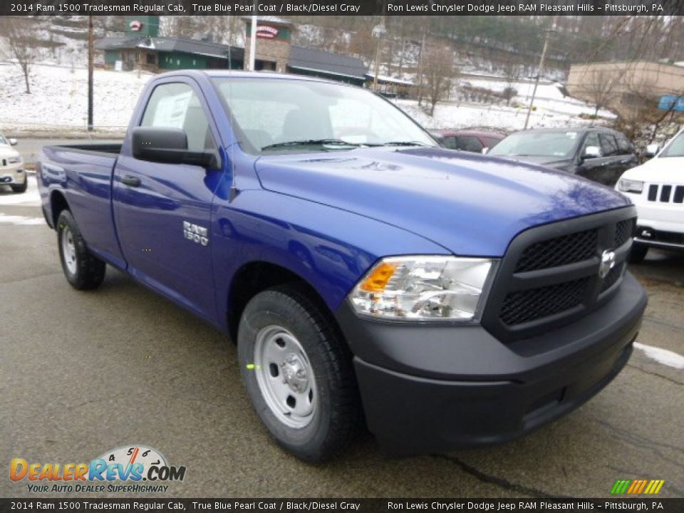 Front 3/4 View of 2014 Ram 1500 Tradesman Regular Cab Photo #7