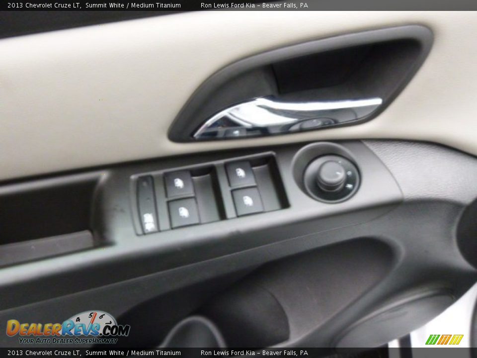 2013 Chevrolet Cruze LT Summit White / Medium Titanium Photo #15