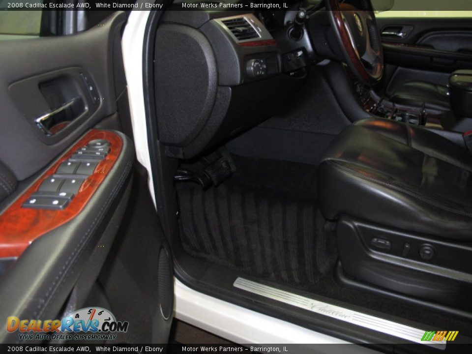2008 Cadillac Escalade AWD White Diamond / Ebony Photo #15