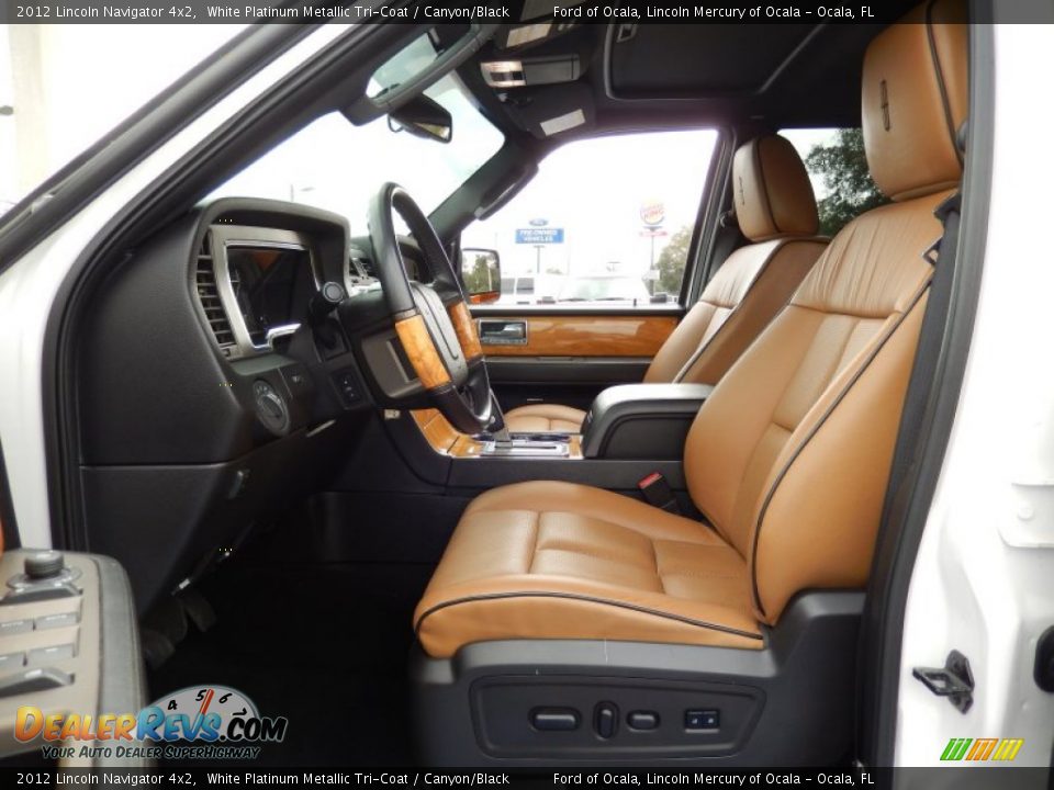 Front Seat of 2012 Lincoln Navigator 4x2 Photo #12