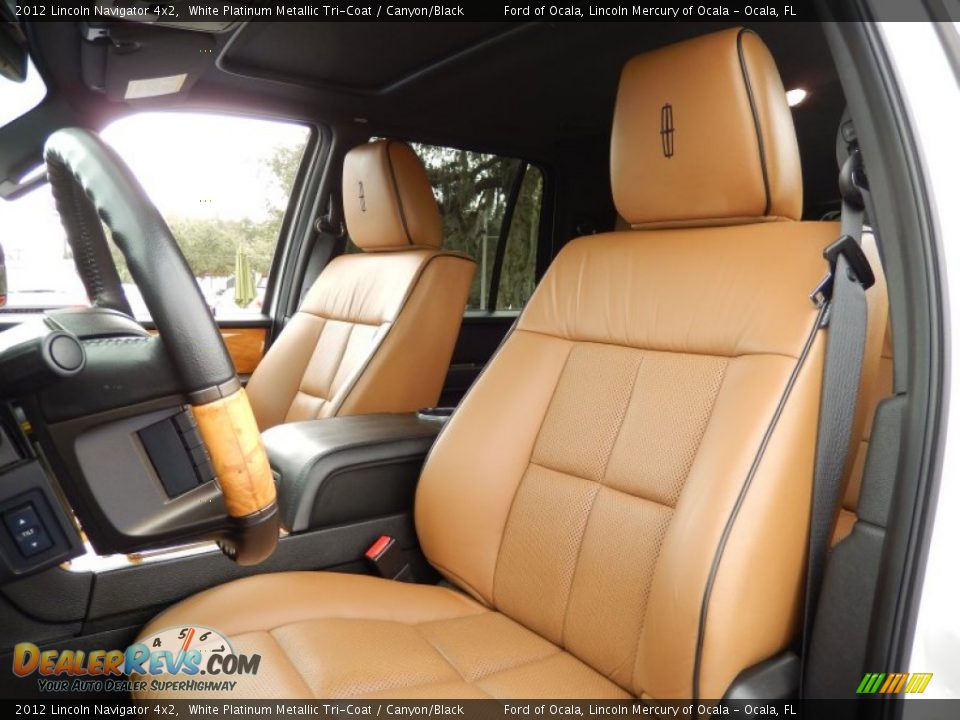 Front Seat of 2012 Lincoln Navigator 4x2 Photo #13