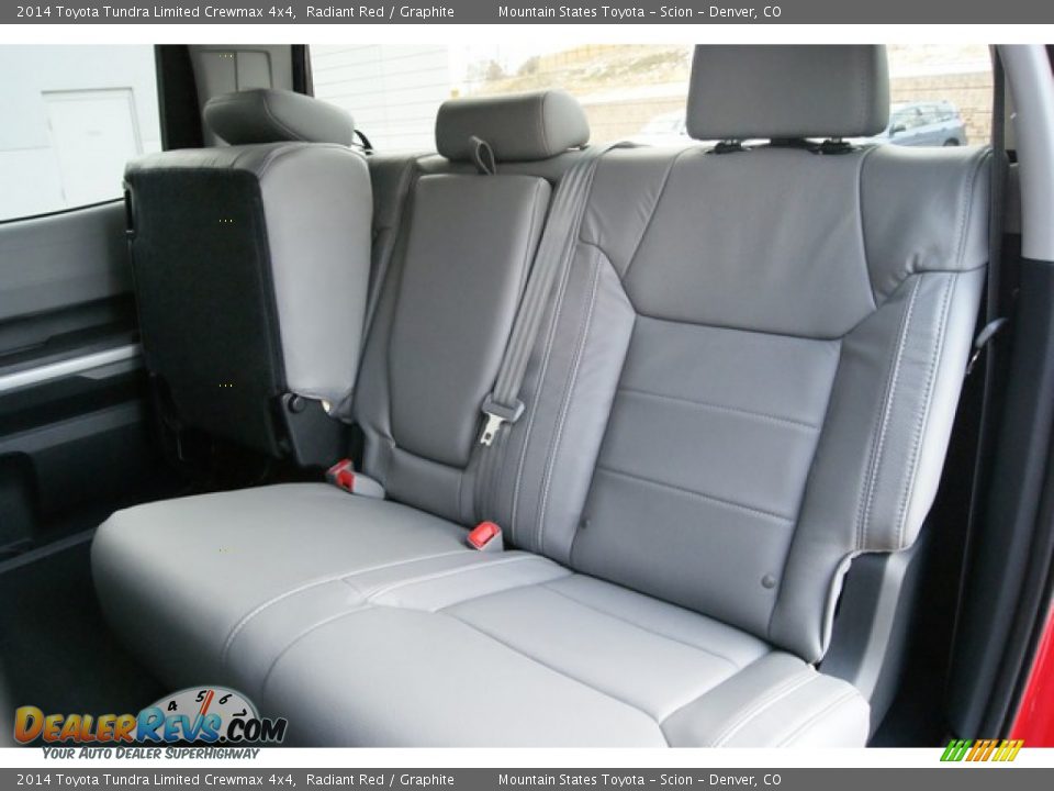 2014 Toyota Tundra Limited Crewmax 4x4 Radiant Red / Graphite Photo #7