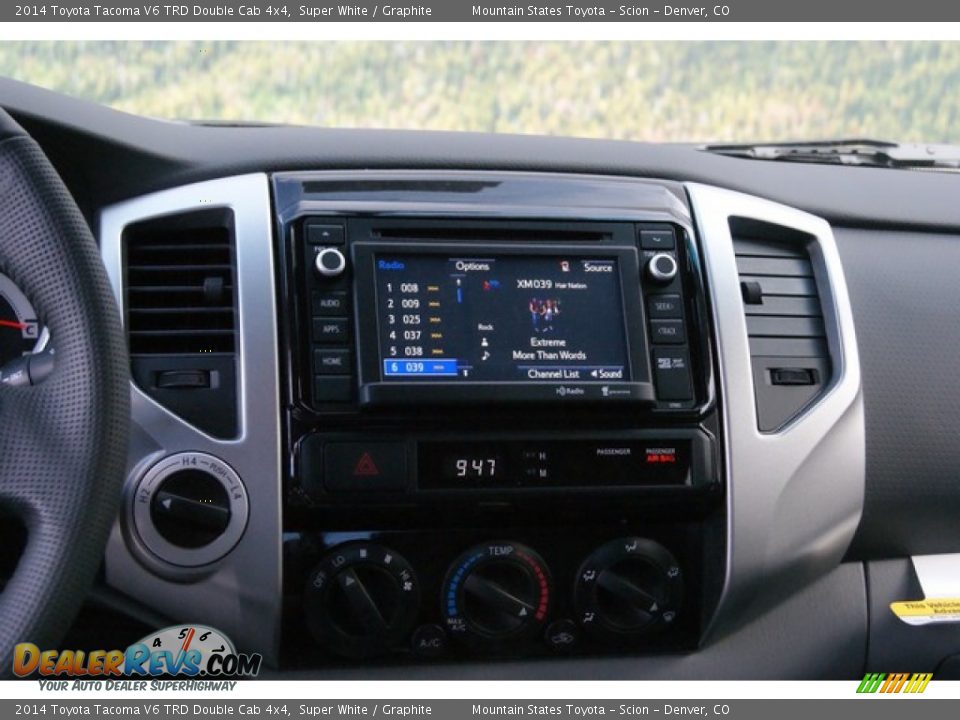 2014 Toyota Tacoma V6 TRD Double Cab 4x4 Super White / Graphite Photo #6