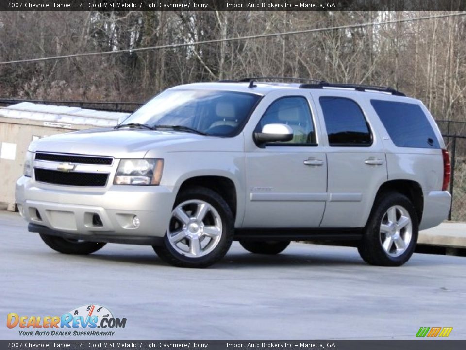 2007 Chevrolet Tahoe LTZ Gold Mist Metallic / Light Cashmere/Ebony Photo #2