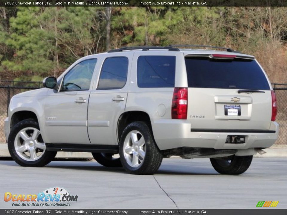2007 Chevrolet Tahoe LTZ Gold Mist Metallic / Light Cashmere/Ebony Photo #4