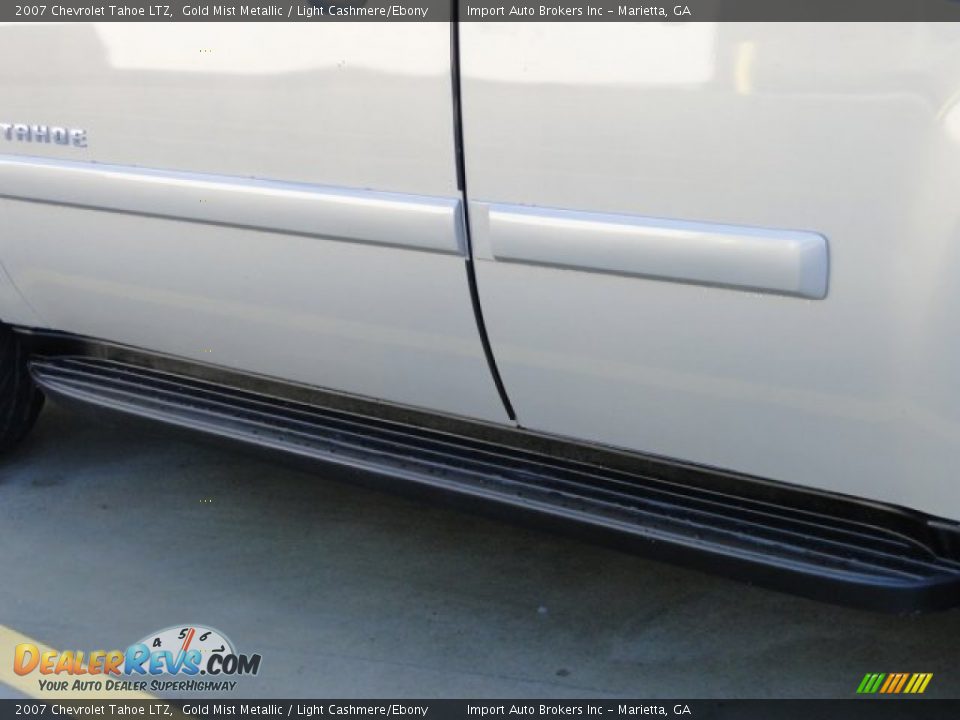 2007 Chevrolet Tahoe LTZ Gold Mist Metallic / Light Cashmere/Ebony Photo #10
