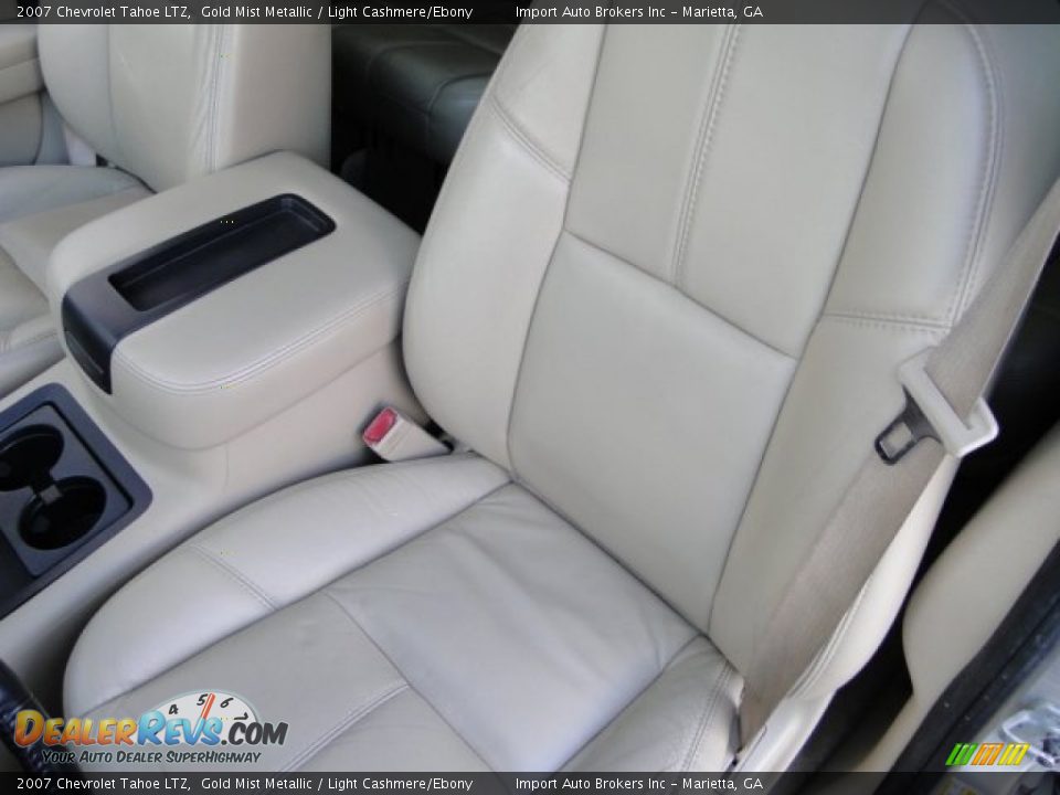 2007 Chevrolet Tahoe LTZ Gold Mist Metallic / Light Cashmere/Ebony Photo #16