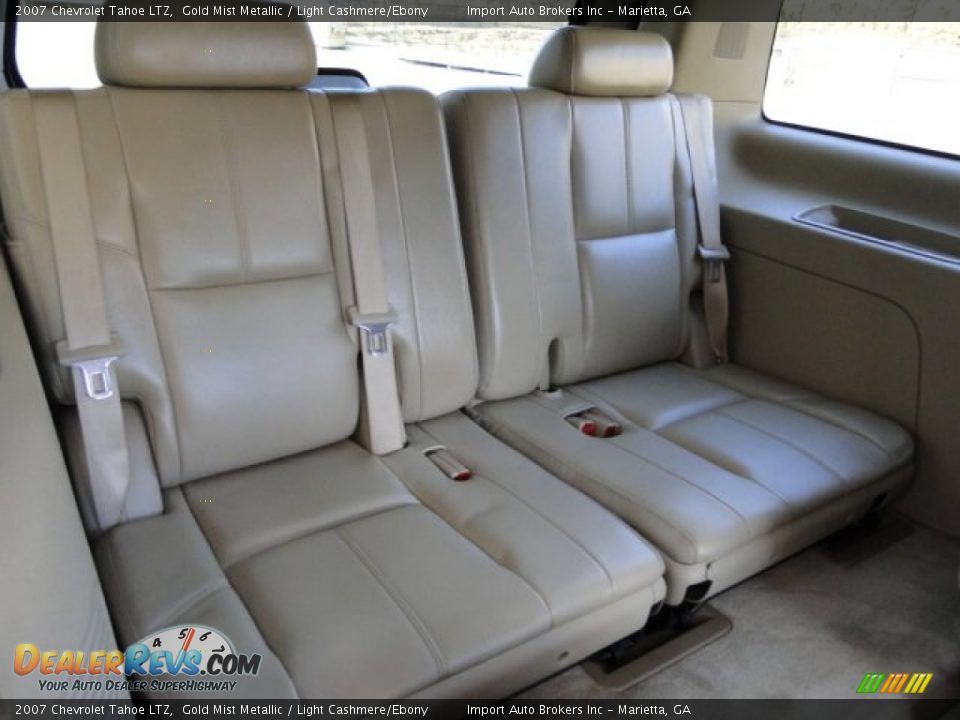 2007 Chevrolet Tahoe LTZ Gold Mist Metallic / Light Cashmere/Ebony Photo #19