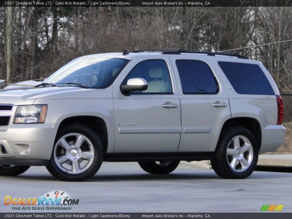 2007 Chevrolet Tahoe LTZ Gold Mist Metallic / Light Cashmere/Ebony Photo #29