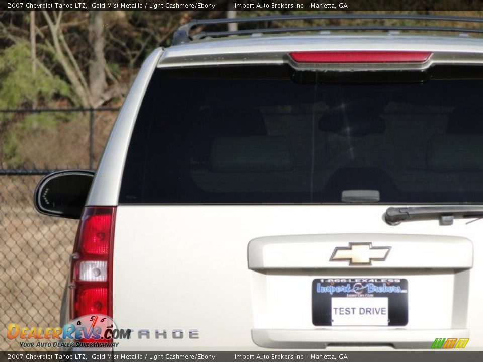 2007 Chevrolet Tahoe LTZ Gold Mist Metallic / Light Cashmere/Ebony Photo #30