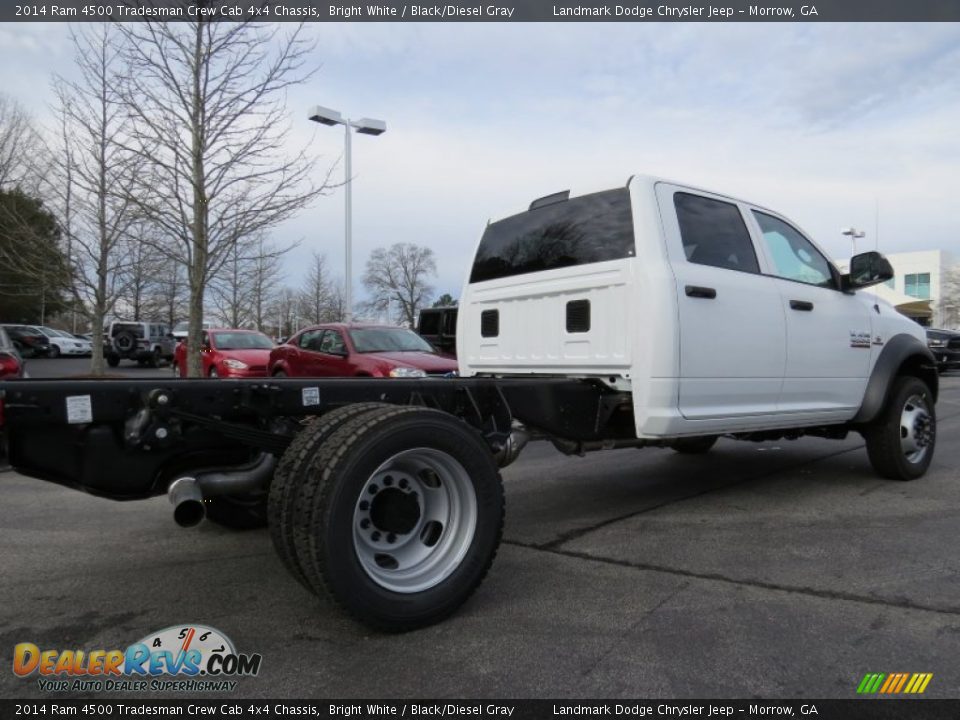 2014 Ram 4500 Tradesman Crew Cab 4x4 Chassis Bright White / Black/Diesel Gray Photo #3