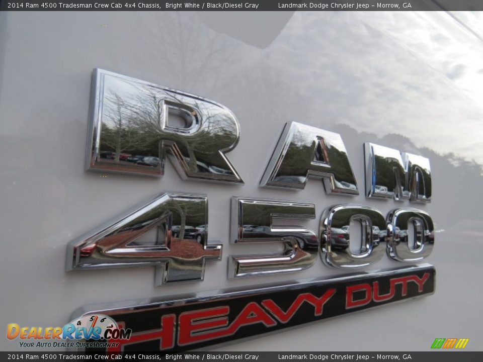 2014 Ram 4500 Tradesman Crew Cab 4x4 Chassis Bright White / Black/Diesel Gray Photo #6