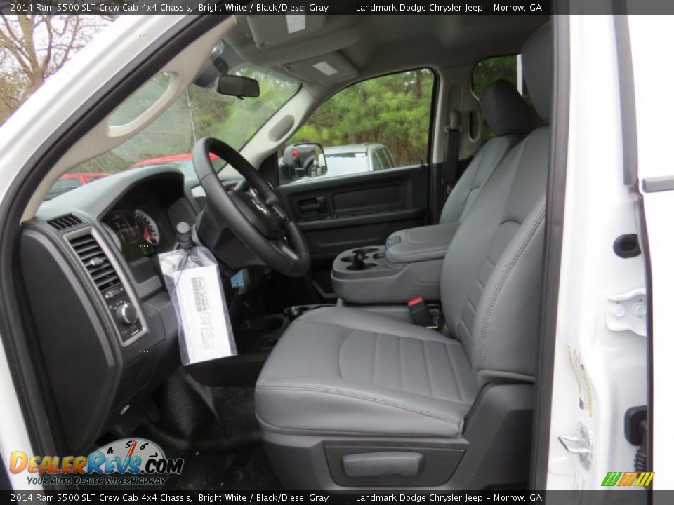 2014 Ram 5500 SLT Crew Cab 4x4 Chassis Bright White / Black/Diesel Gray Photo #8