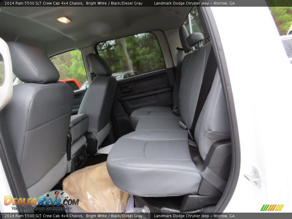 2014 Ram 5500 SLT Crew Cab 4x4 Chassis Bright White / Black/Diesel Gray Photo #9