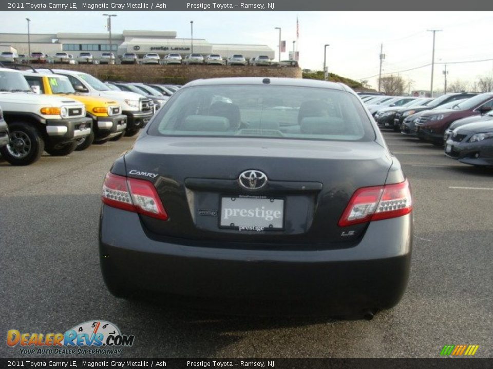 2011 Toyota Camry LE Magnetic Gray Metallic / Ash Photo #5