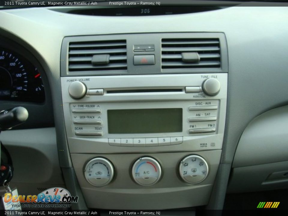 2011 Toyota Camry LE Magnetic Gray Metallic / Ash Photo #11