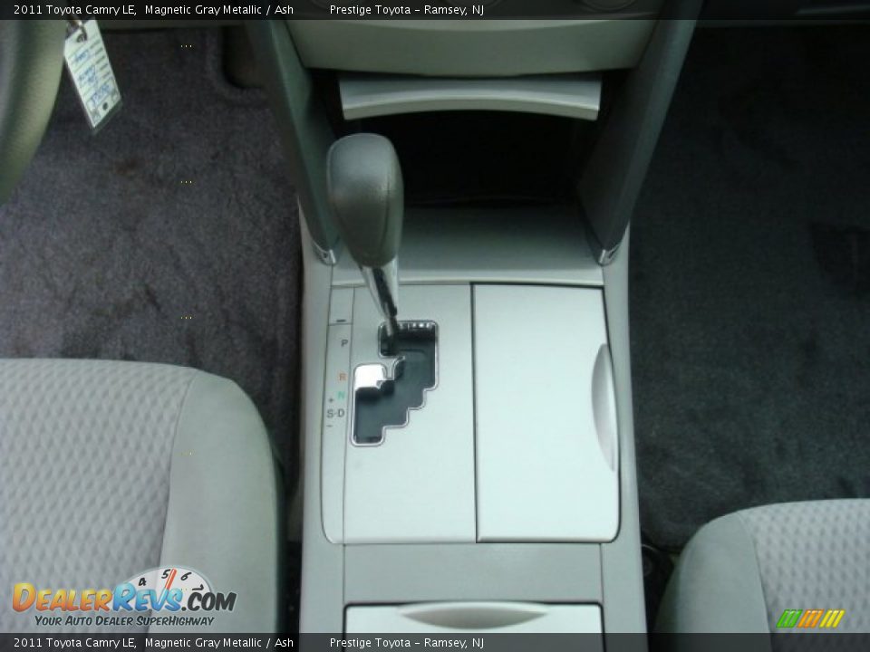 2011 Toyota Camry LE Magnetic Gray Metallic / Ash Photo #12